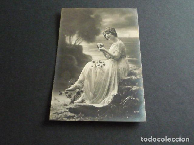 Postales: MUJER ELEGANTE POSTAL - Foto 1
