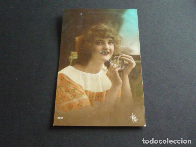 Postales: MUJER ELEGANTE POSTAL - Foto 1