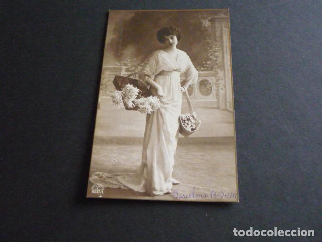 Postales: MUJER ELEGANTE POSTAL - Foto 1