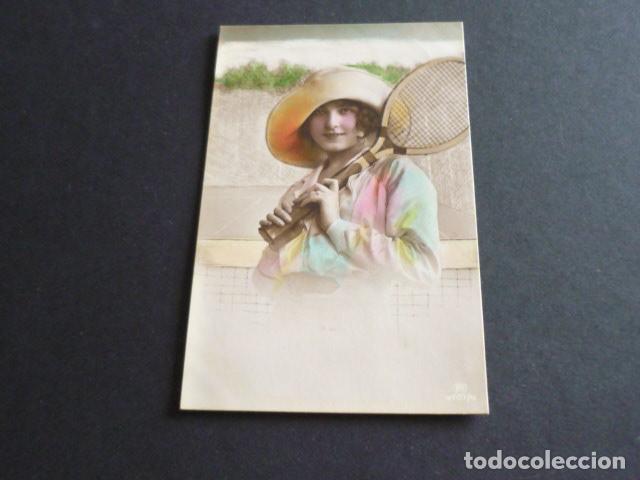 Postales: MUJER TENISTA POSTAL - Foto 1