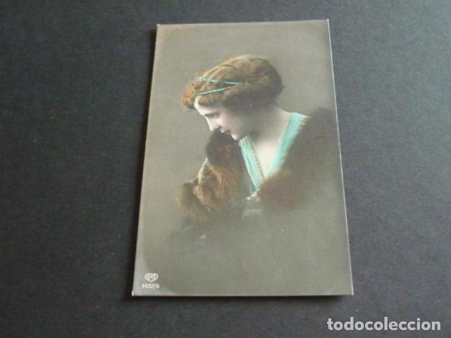 Postales: MUJER ELEGANTE POSTAL - Foto 1