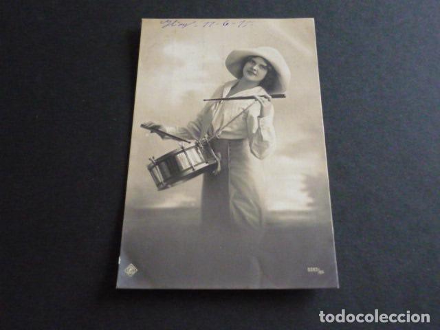 Postales: MUJER ELEGANTE POSTAL - Foto 1