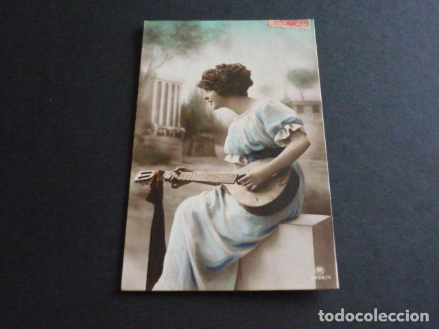 Postales: MUJER ELEGANTE POSTAL - Foto 1