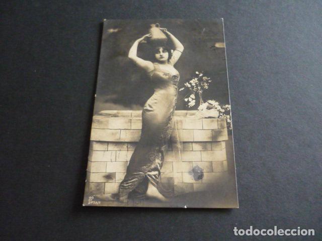 Postales: MUJER ELEGANTE POSTAL - Foto 1