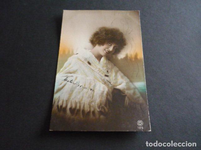 Postales: MUJER ELEGANTE POSTAL - Foto 1