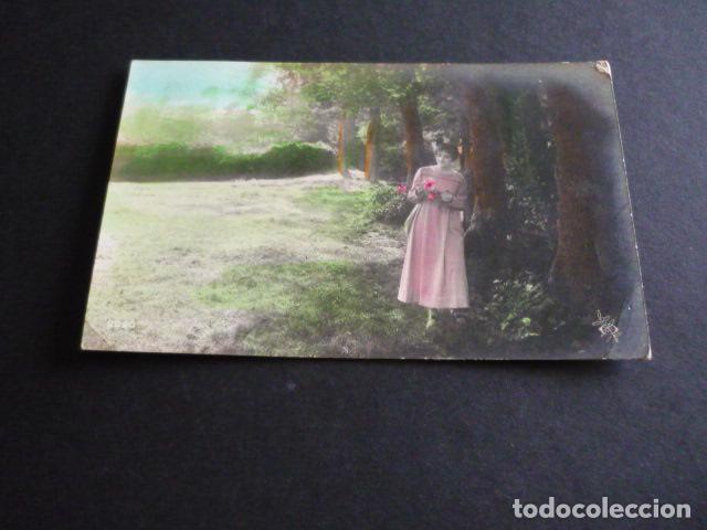 Postales: MUJER ELEGANTE POSTAL - Foto 1