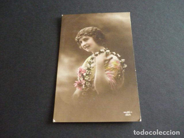 Postales: MUJER ELEGANTE POSTAL - Foto 1
