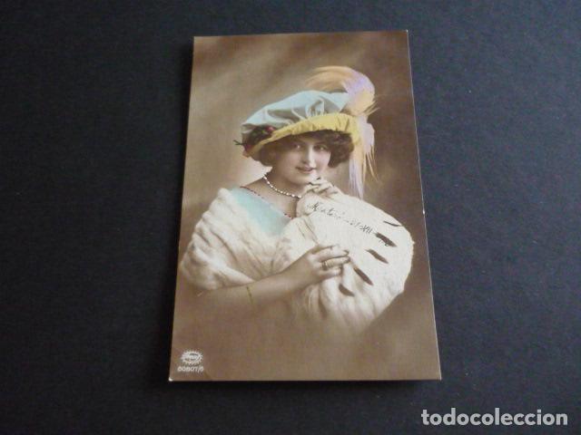 Postales: MUJER ELEGANTE POSTAL - Foto 1