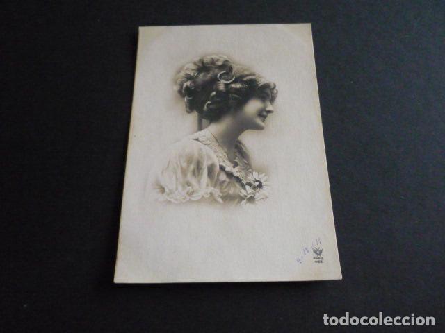 Postales: MUJER ELEGANTE POSTAL - Foto 1
