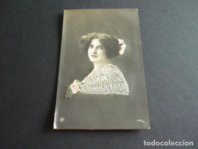 Postales: MUJER ELEGANTE POSTAL BORDADA - Foto 1