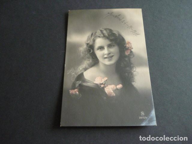 Postales: MUJER ELEGANTE POSTAL - Foto 1