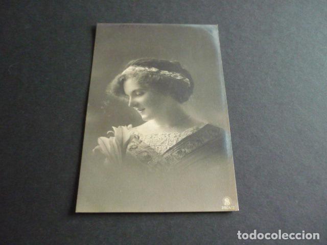 Postkarten: MUJER ELEGANTE POSTAL