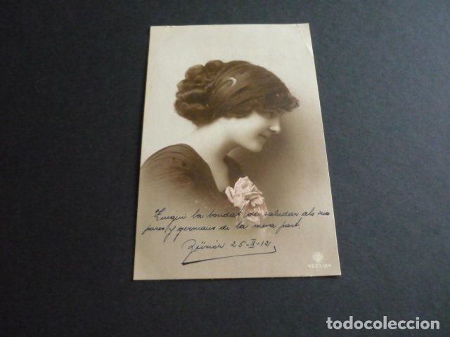 Postales: MUJER ELEGANTE POSTAL - Foto 1
