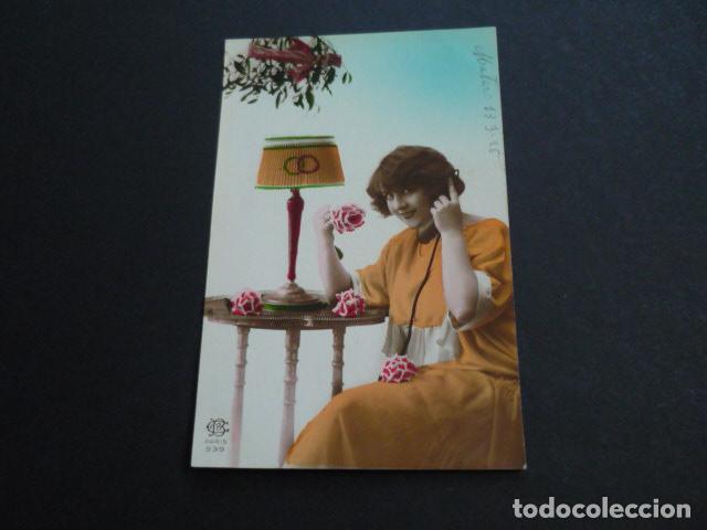 Postales: MUJER ELEGANTE POSTAL - Foto 1