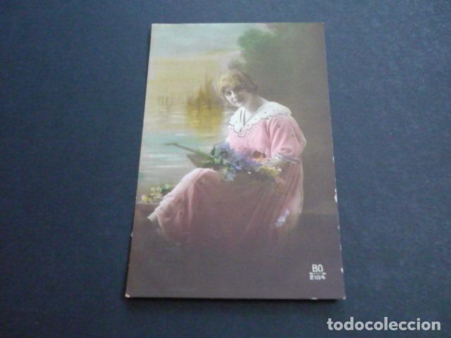 Postales: MUJER ELEGANTE POSTAL - Foto 1