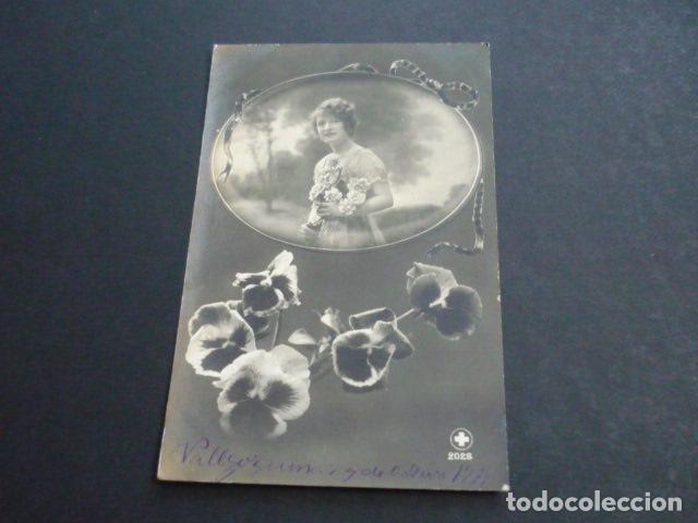 Postales: MUJER ELEGANTE POSTAL - Foto 1