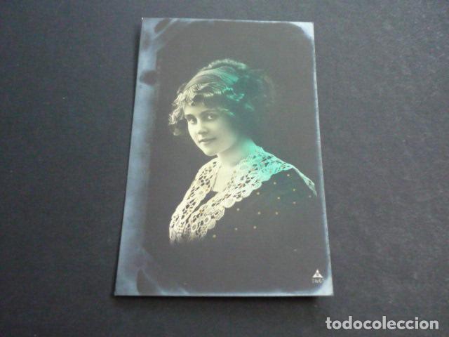 Postales: MUJER ELEGANTE POSTAL - Foto 1