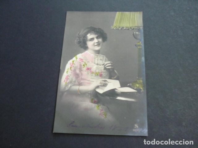 Postales: MUJER ELEGANTE POSTAL - Foto 1