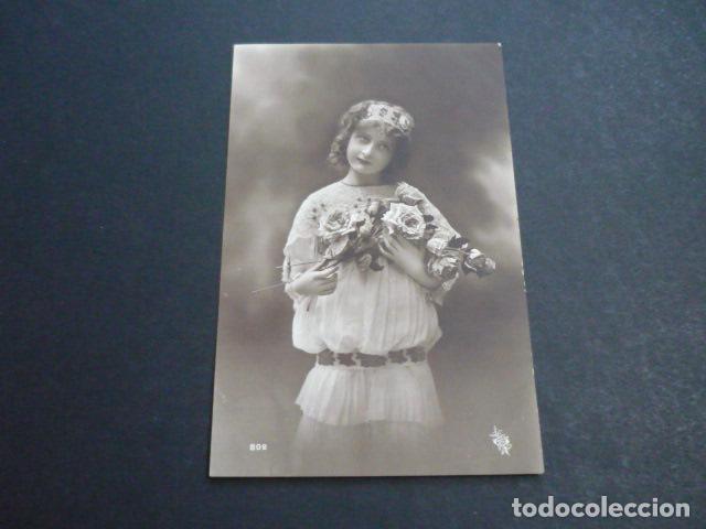 Postales: MUJER ELEGANTE POSTAL - Foto 1