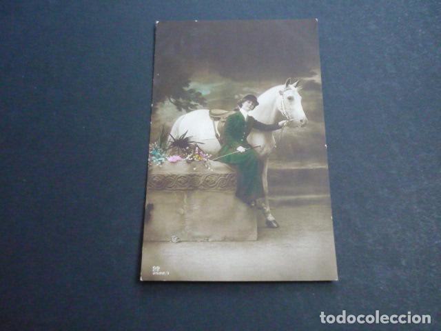 Postales: MUJER ELEGANTE POSTAL - Foto 1