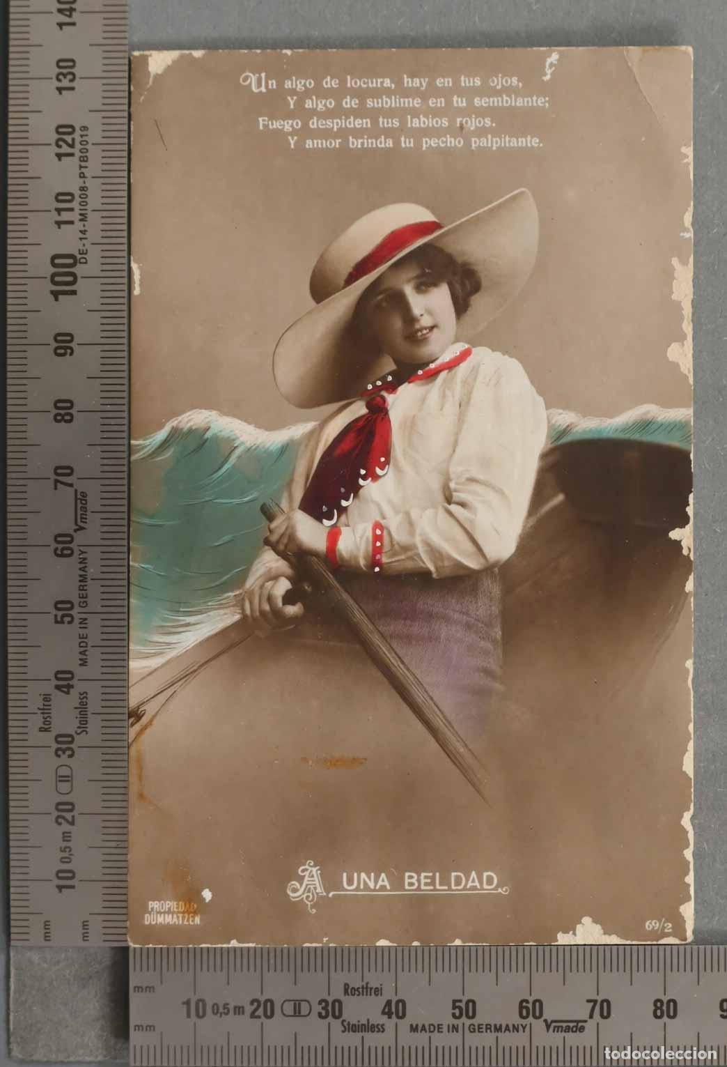 Postales: POSTAL. UNA BELDAD. JOVEN REMANDO ILUMINADA - Foto 1