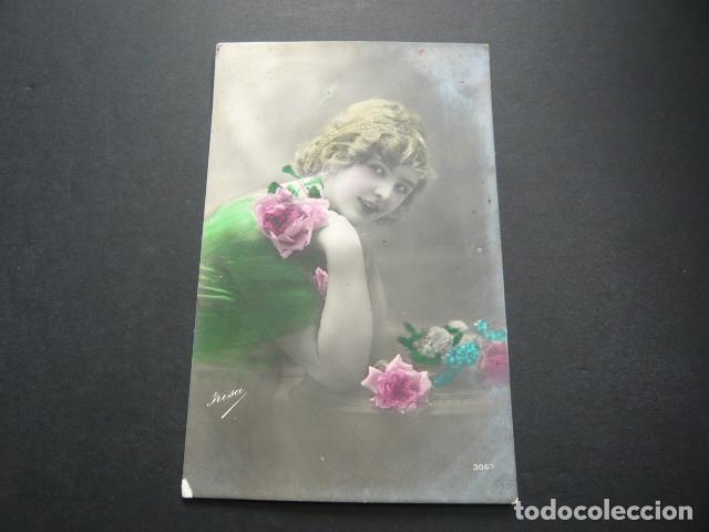 Postales: MUJER ELEGANTE POSTAL - Foto 1