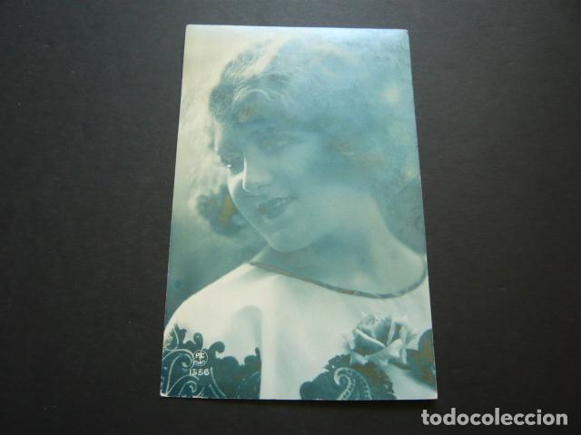 Postales: MUJER ELEGANTE POSTAL - Foto 1