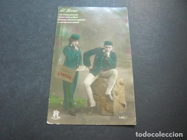 Postales: CARTERO CORREOS Y SOLDADO POSTAL - Foto 1