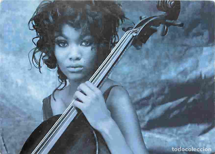 Postales: Femmes - CPM - Voir Scans Recto-Verso - Foto 1