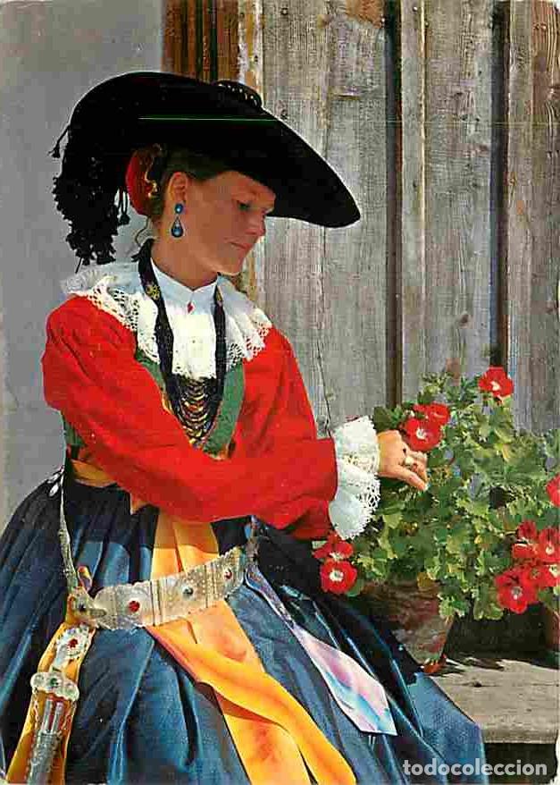 Postales: Femmes - CPM - Voir Scans Recto-Verso - Foto 1