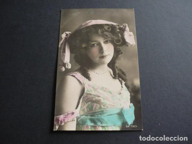 Postales: MUJER ELEGANTE POSTAL - Foto 1