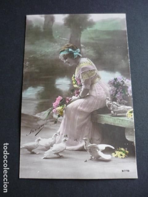 Postales: MUJER ELEGANTE POSTAL - Foto 1
