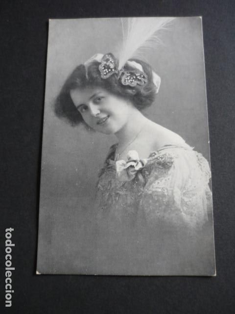 Postales: MUJER ELEGANTE POSTAL - Foto 1