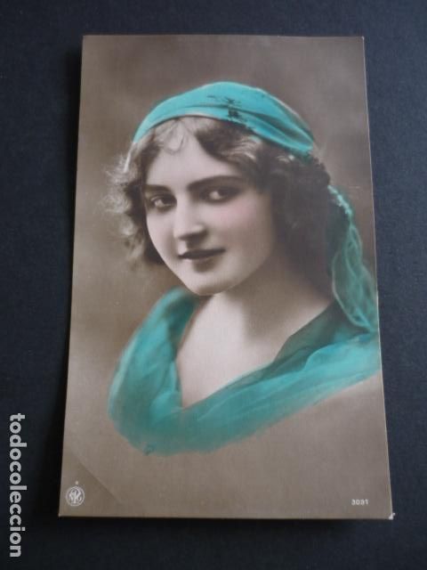 Postales: MUJER ELEGANTE POSTAL - Foto 1