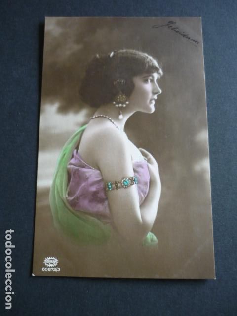 Postales: MUJER ELEGANTE POSTAL - Foto 1