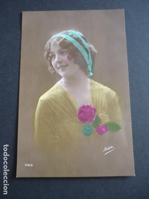 Postales: MUJER ELEGANTE POSTAL - Foto 1