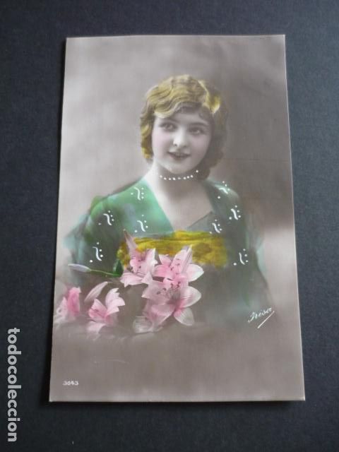 Postales: MUJER ELEGANTE POSTAL - Foto 1