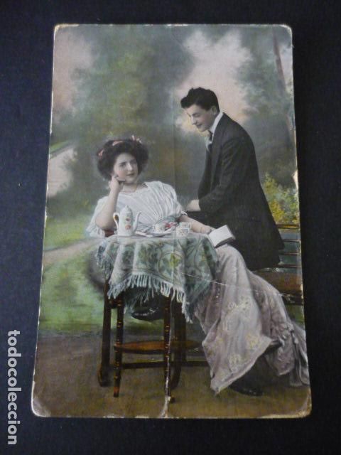 Postales: PAREJA DE ENAMORADOS POSTAL