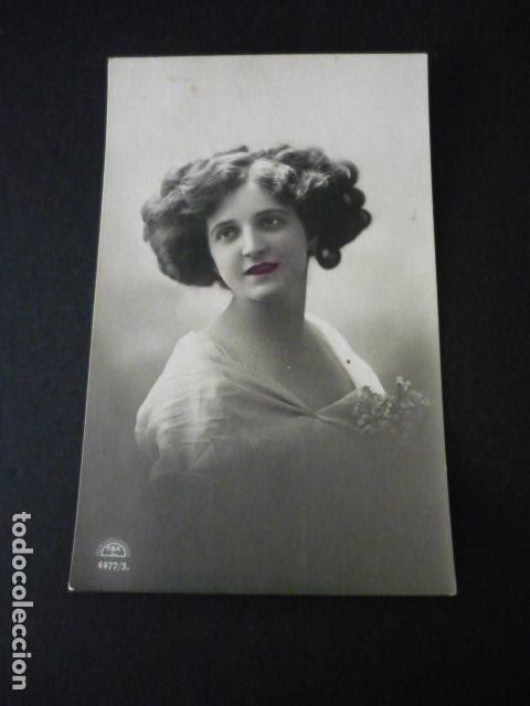Postales: MUJER ELEGANTE POSTAL - Foto 1