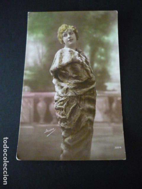 Postales: MUJER ELEGANTE POSTAL - Foto 1