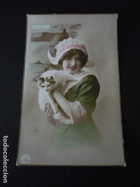Postales: MUJER ELEGANTE POSTAL - Foto 1