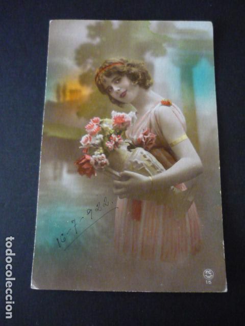 Postales: MUJER ELEGANTE POSTAL - Foto 1