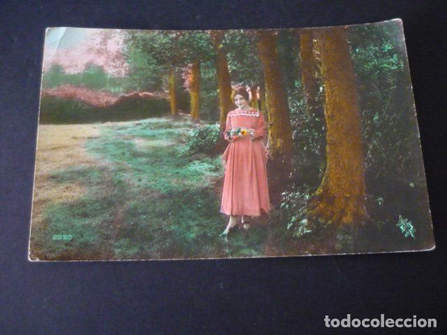 Postales: MUJER ELEGANTE POSTAL - Foto 1