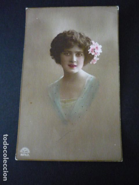Postales: MUJER ELEGANTE POSTAL - Foto 1