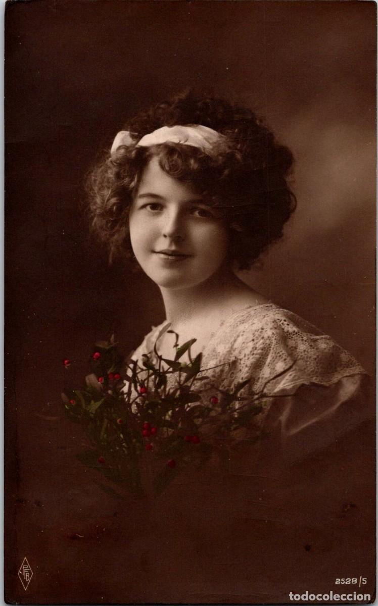 Postais: Muchacha - Peinada - Ramo de Galzeran - PFB 2528/5 - 137x85mm