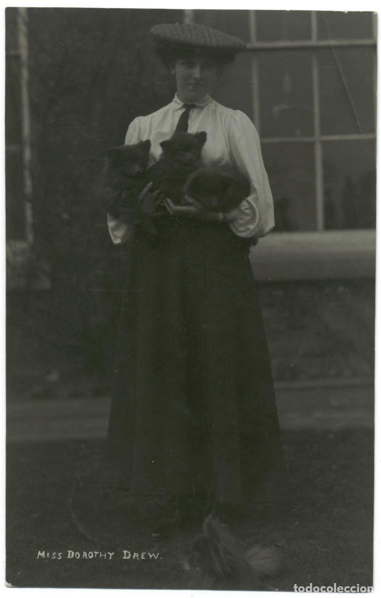 Postales: Actriz bitr&aacute;nica DREW, Dorothy (perros)_Sin datos - Foto 1