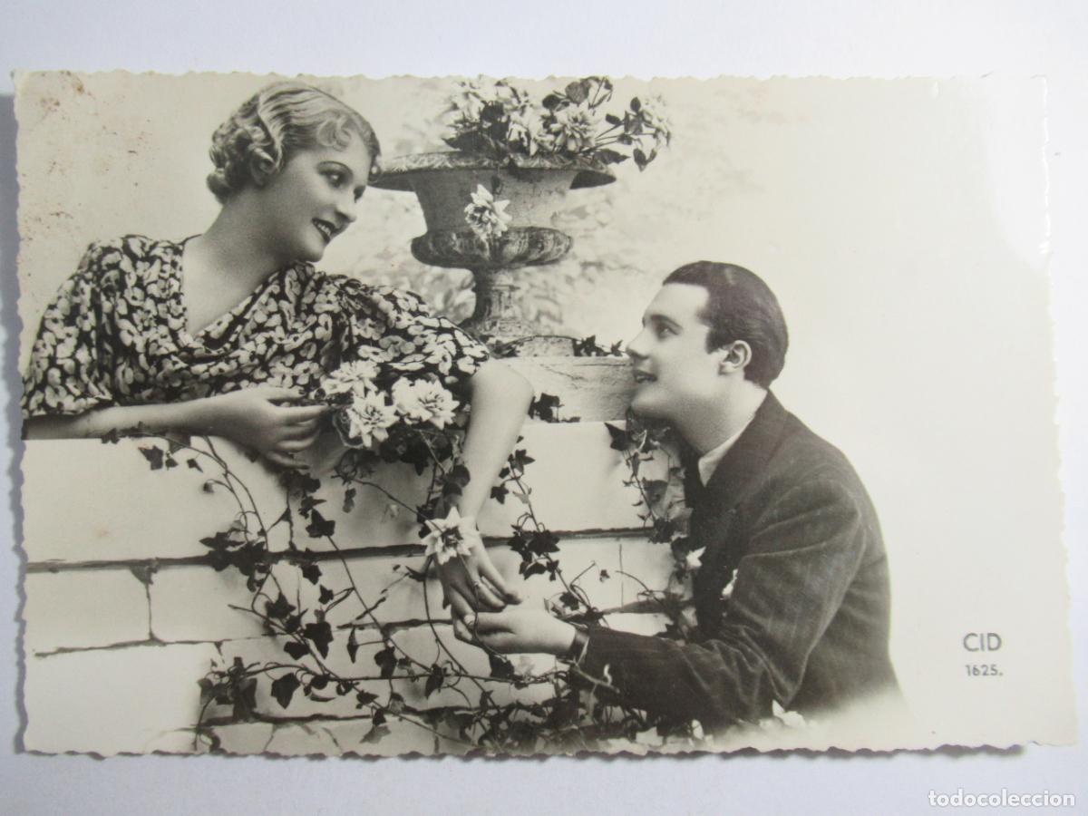 Postais: Postal mujer hombre pareja rom&aacute;ntica - Escrita en 1954
