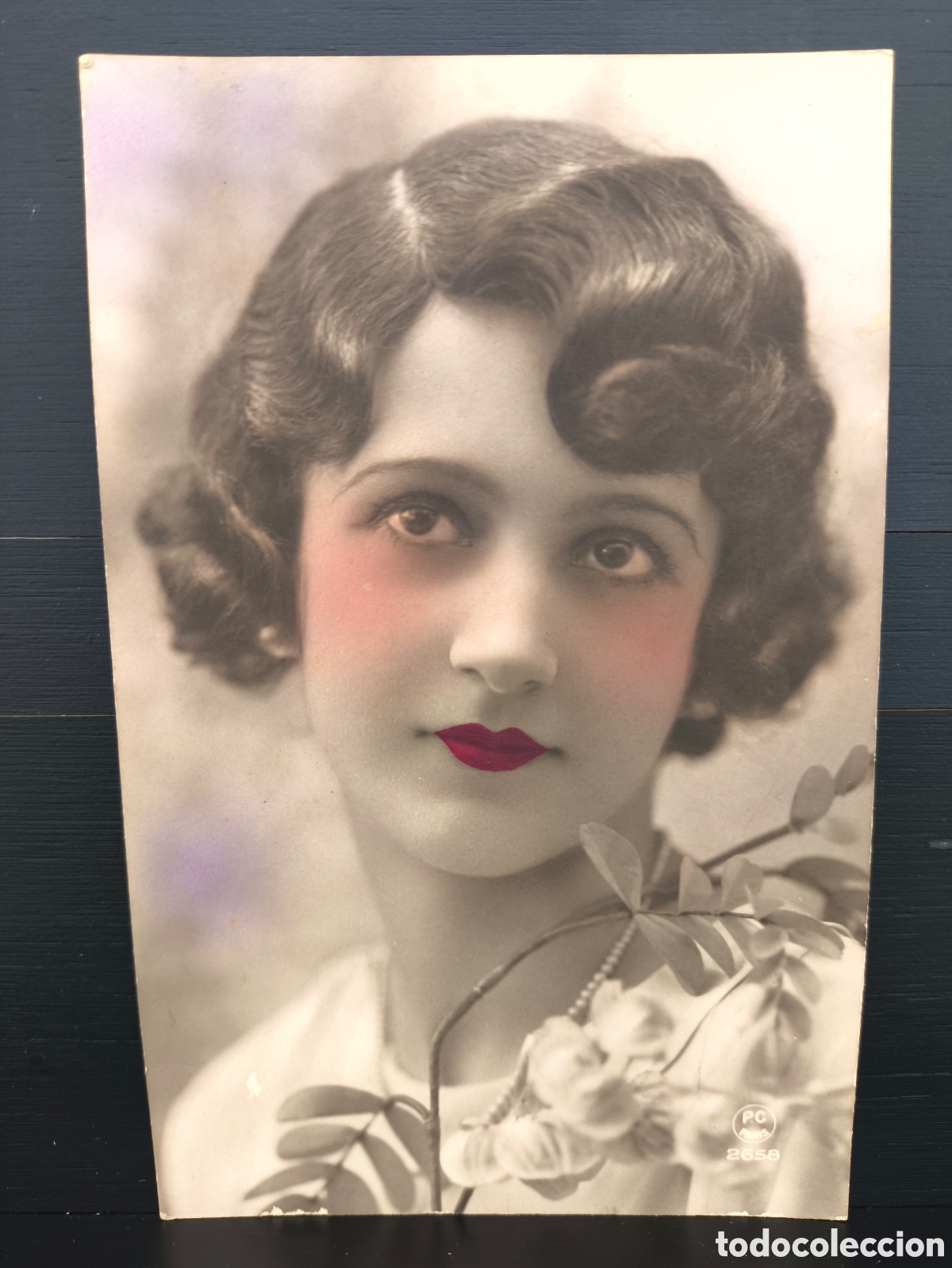 Postales: Antigua postal fotogr&aacute;fica coloreada retrato de mujer joven Art D&eacute;co rom&aacute;ntica fantas&iacute;a art&iacute;stica