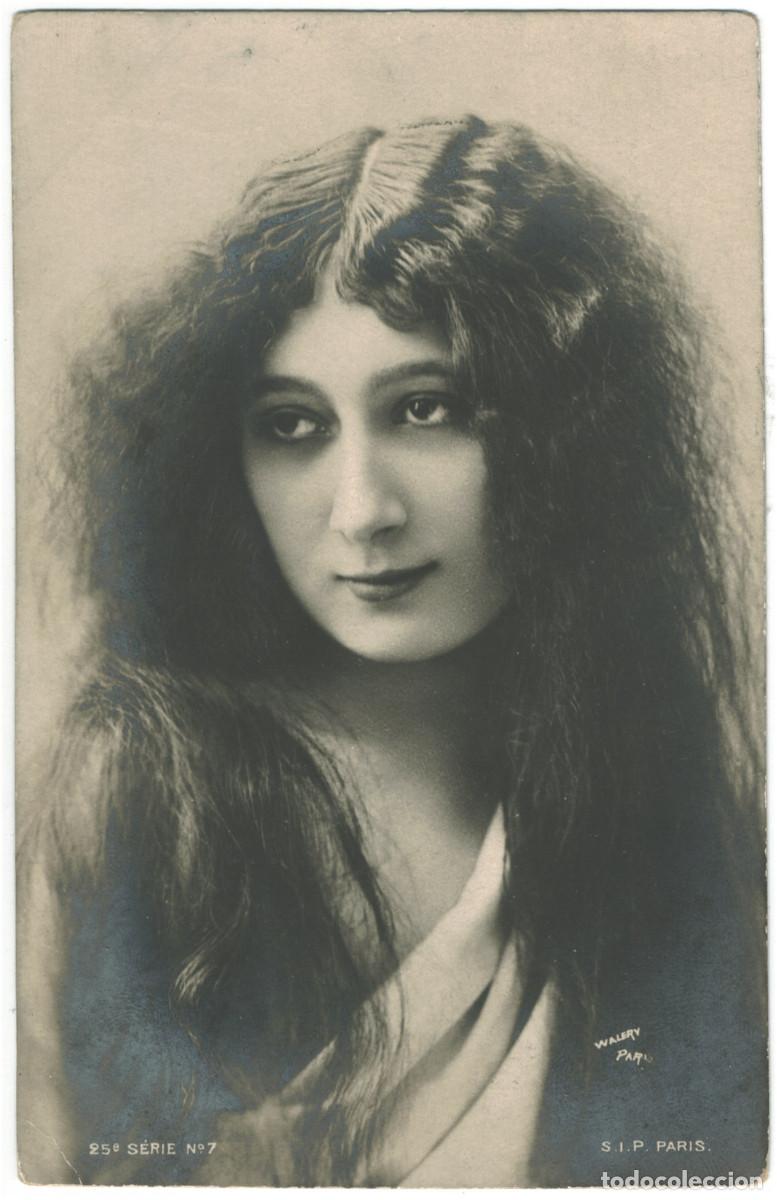 Postales: Actriz La bella [Carolina] Otero_SIP; 25-7. Photo Walery