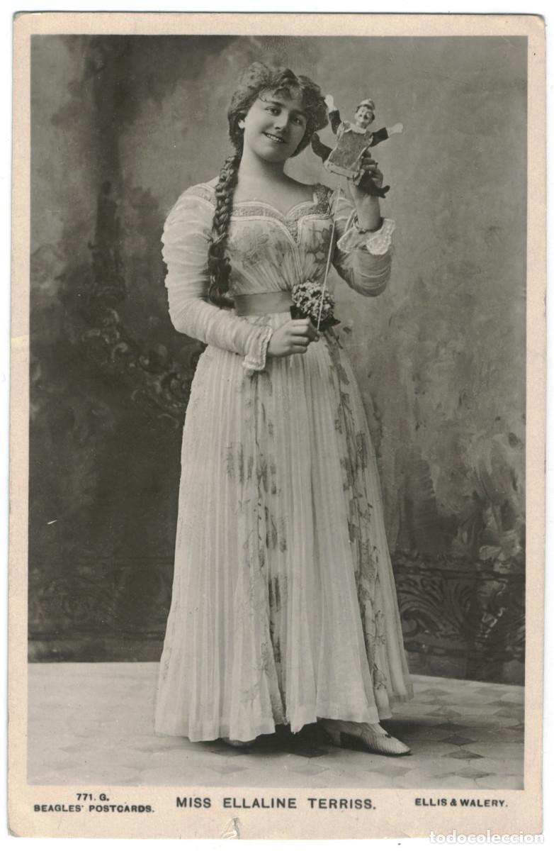 Postales: Actriz TERRISS, Ellaline [polichinela]_Beagles. 771 G. Photo Ellis & Wal&eacute;ry
